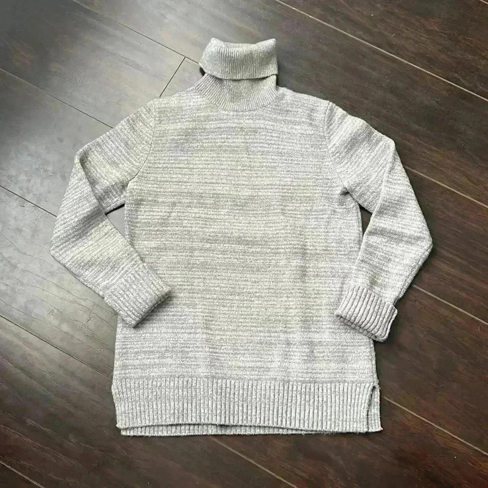 🌸3/$30🌸j.crew Mercantile |  Grey knit turtleneck sweater